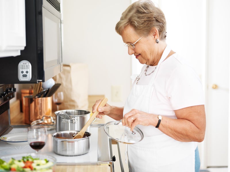 General Tools TI150 3-in-1 Kitchen Timer - for Visually/Hearing Impaired, Loud Environments and Classrooms (Red Flasher, Loud Beeper, Vibration) , Gray - Image 2